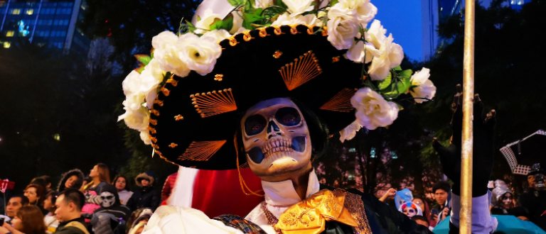 Ofrenda Monumental Día de Muertos